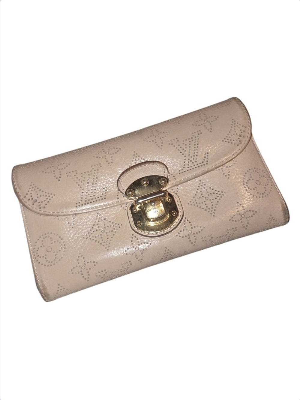 Louis Vuitton Mahima Portefeullie Amelia in Coquille M58132 Highly Collectable